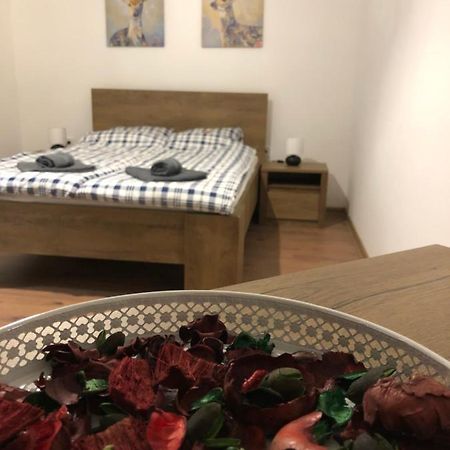 Mormota Vendeghaz Apartment Mezőkövesd Екстериор снимка