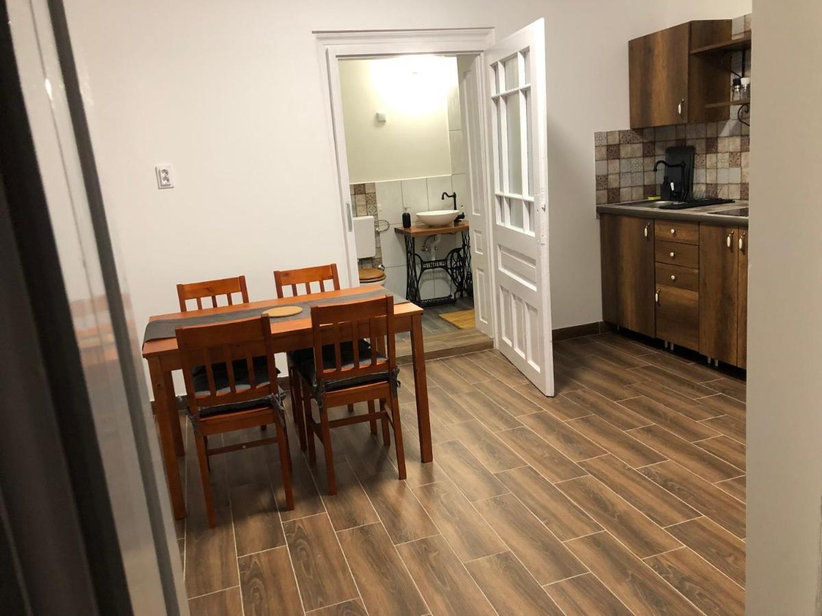 Mormota Vendeghaz Apartment Mezőkövesd Екстериор снимка
