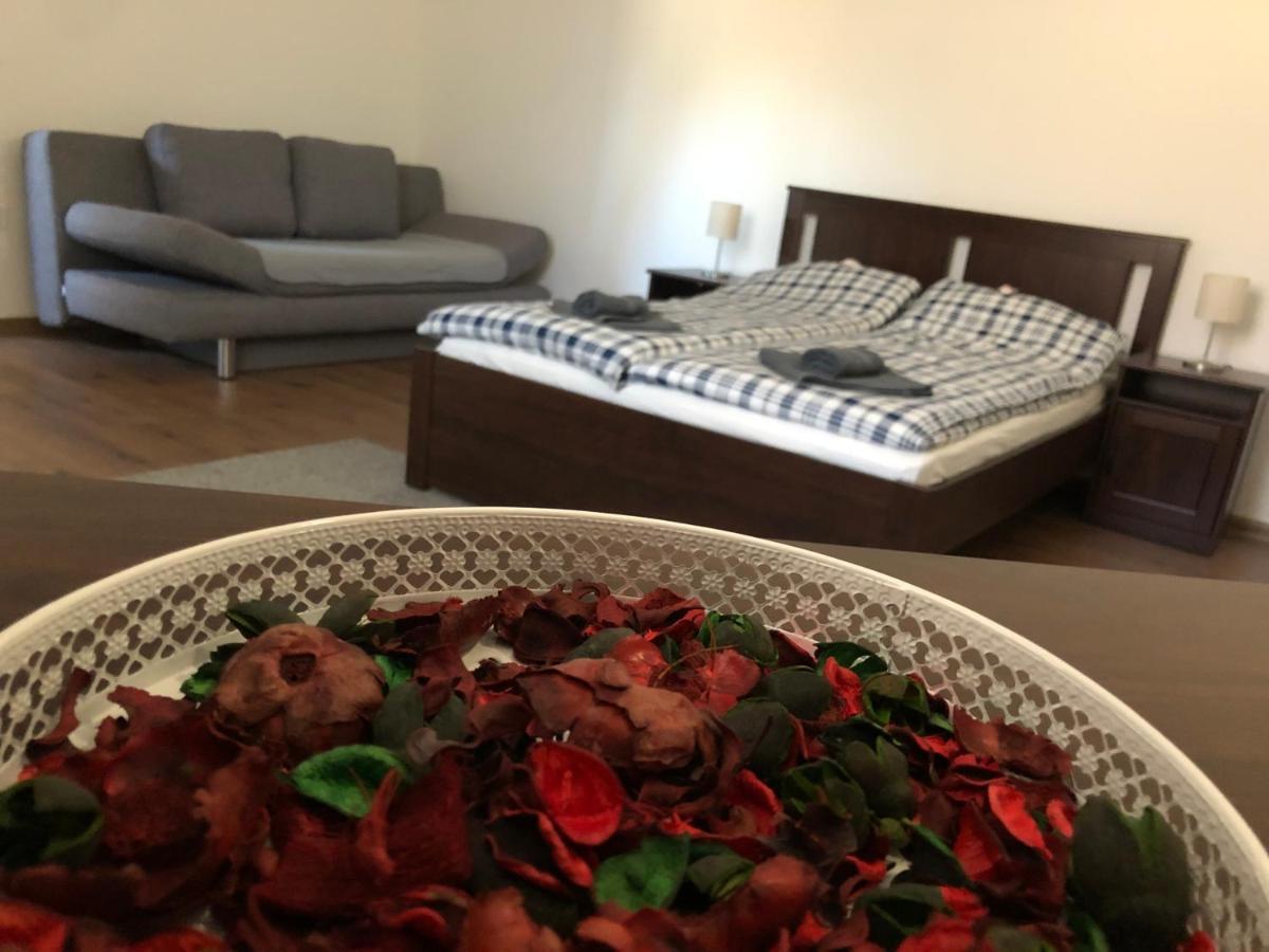 Mormota Vendeghaz Apartment Mezőkövesd Екстериор снимка